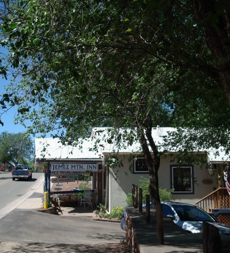 2010 J mtn inn